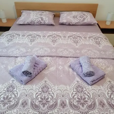 Vulexa 아파트 즐라티보